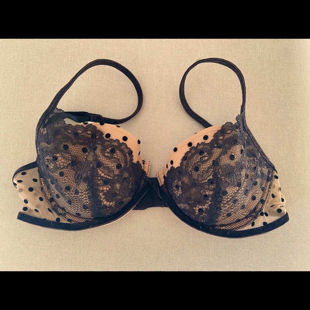 delicates lace overlay underwire polka dot bra. Size 34A. Non padded.